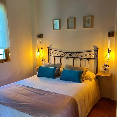 Complejo Rural Mirador De La Alcaidia Holiday home Hornachuelos